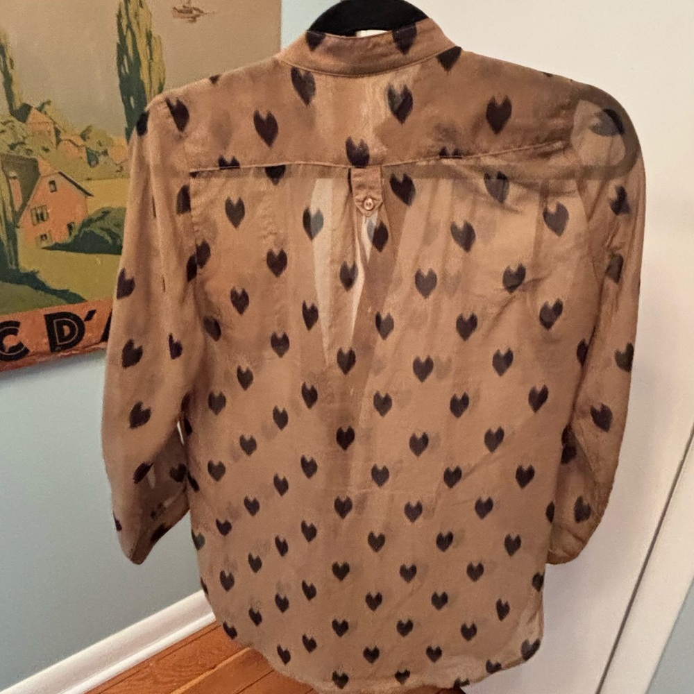 Fun 2 Fun Tan Heart Pattern Blouse - Picture 2 of 4